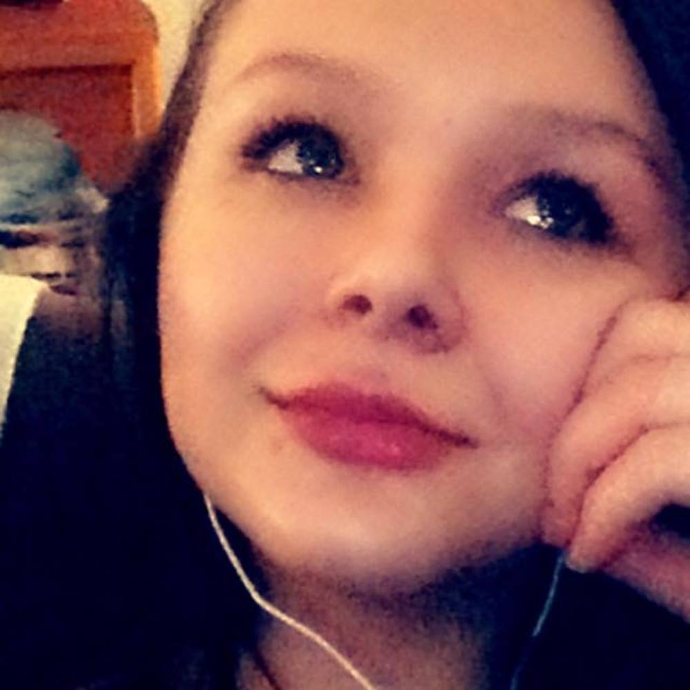 Meet your Posher, Olivia